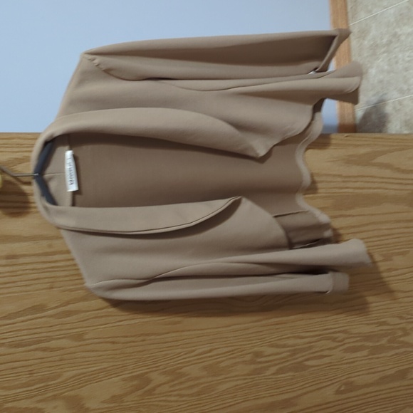 Blazer - Picture 1 of 4